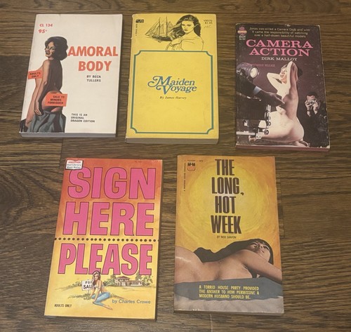Vintage paperback lot - , 5